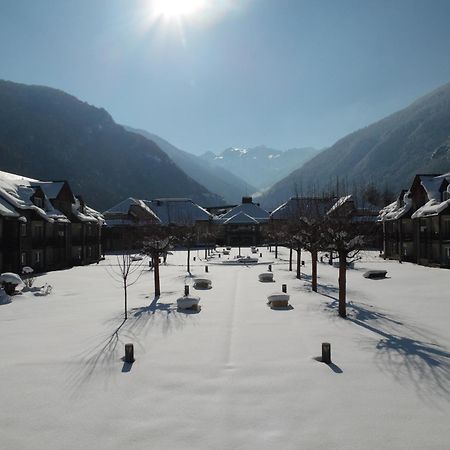 Village Club Les Balcons Des Pyrenees Saint-Mamet Exterior photo